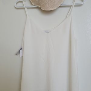 Aritzia Everly Cami and Bucket hat